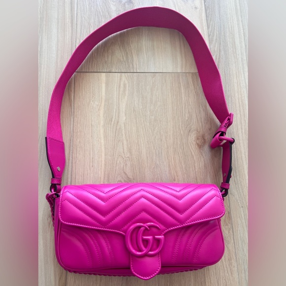 Gucci Handbags - SOLD. Gucci GG Marmont Shoulder Bag! Beautiful Fuchsia color!